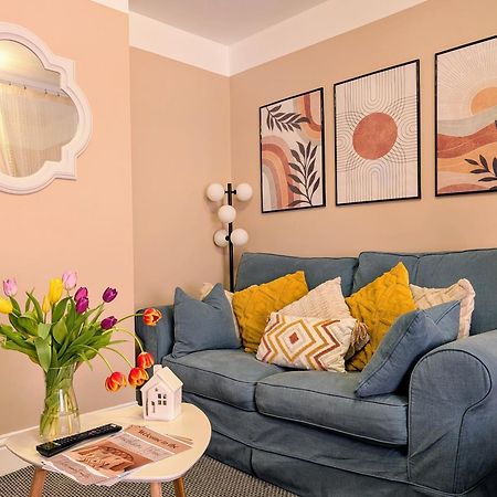 Peacehaven Retreat - 4 Minutes From The Beach! Pet Friendly! Уеймут Екстериор снимка