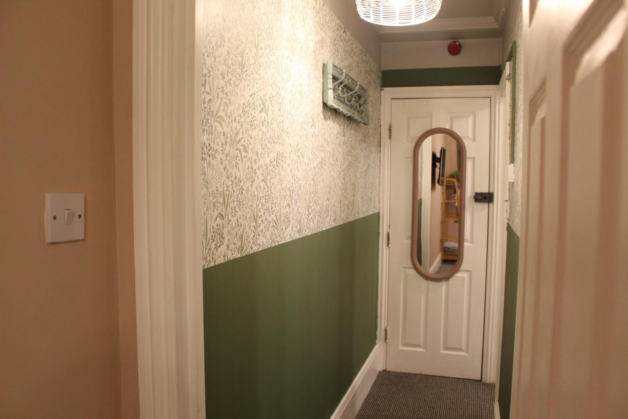 Peacehaven Retreat - 4 Minutes From The Beach! Pet Friendly! Уеймут Екстериор снимка