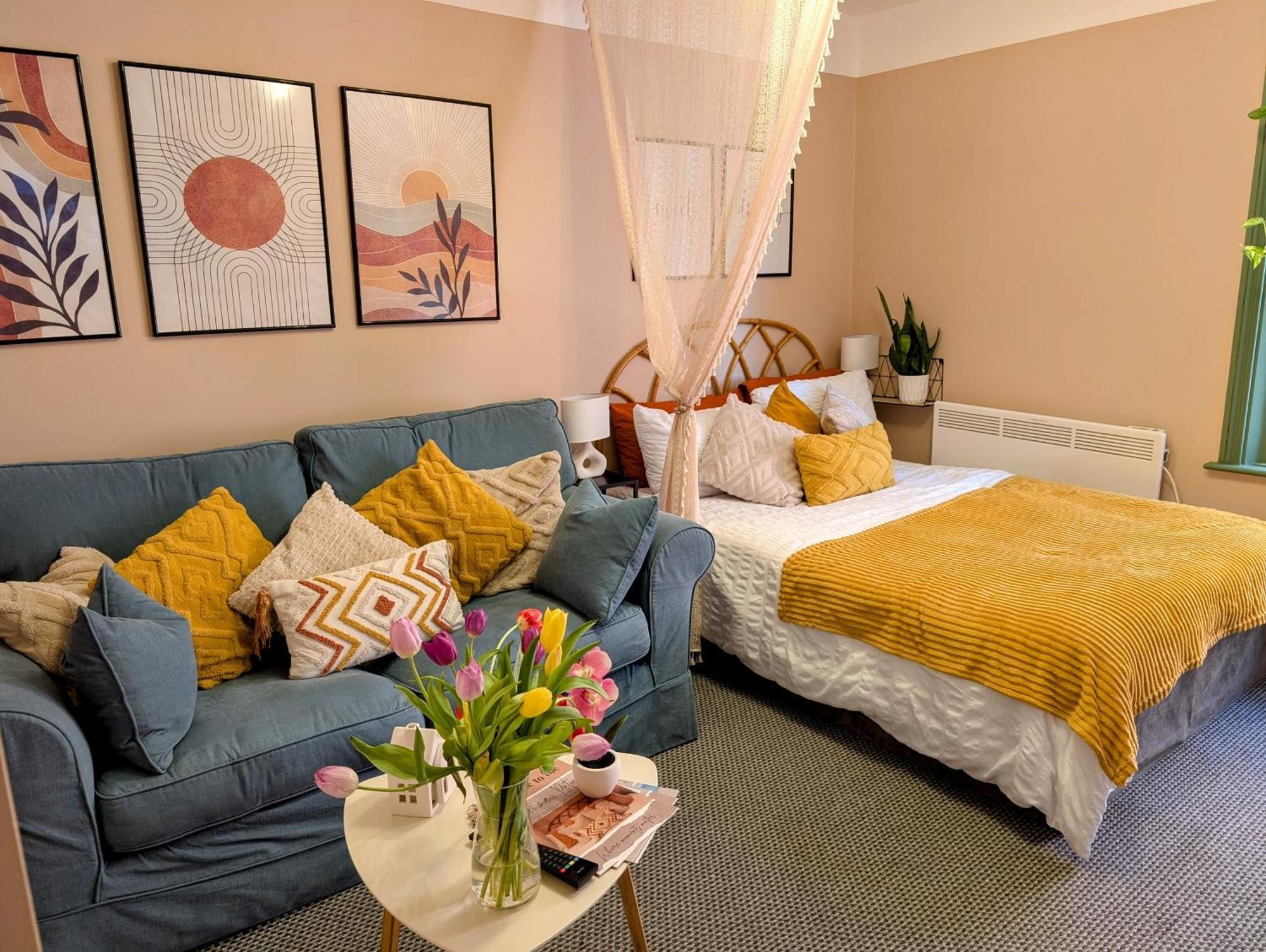 Peacehaven Retreat - 4 Minutes From The Beach! Pet Friendly! Уеймут Екстериор снимка